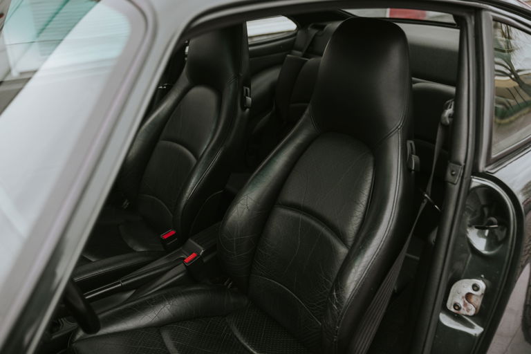 Porsche 993 Carrera 4