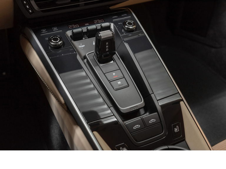 Porsche 992 Heritage Design Edition