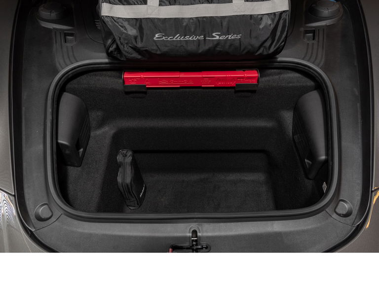 Porsche 992 Heritage Design Edition