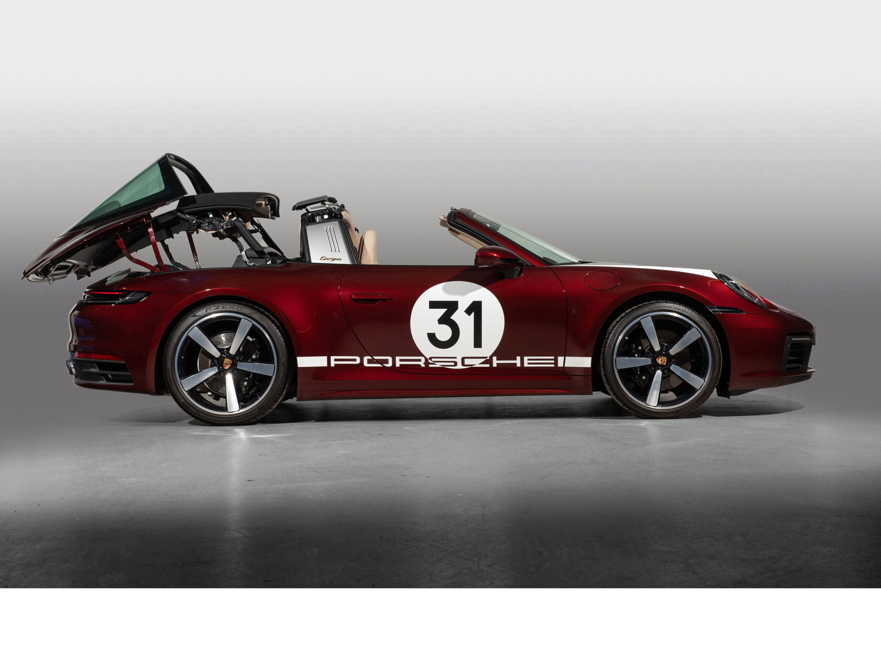 Porsche 992 Heritage Design Edition 2021 - elferspot.com