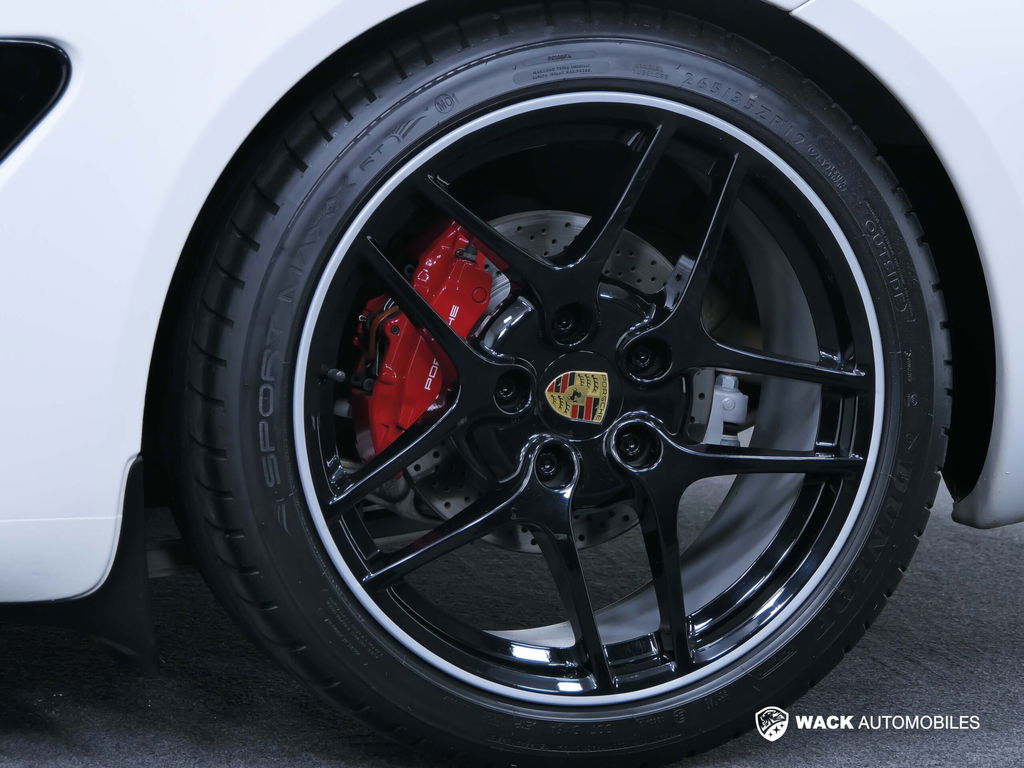 Porsche 987 Cayman R