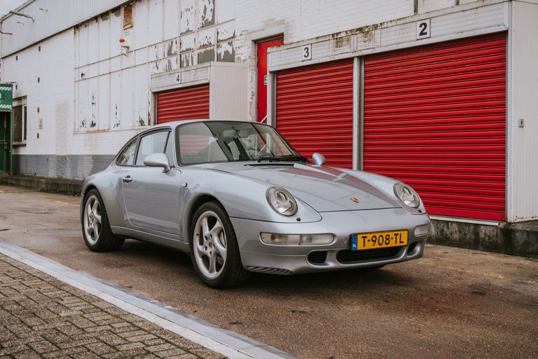 Porsche 993 Carrera 4