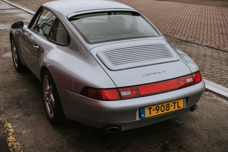 Porsche 993 Carrera 4
