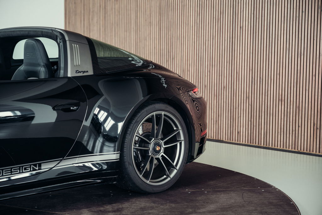 Porsche 992 Edition 50 Jahre Porsche Design