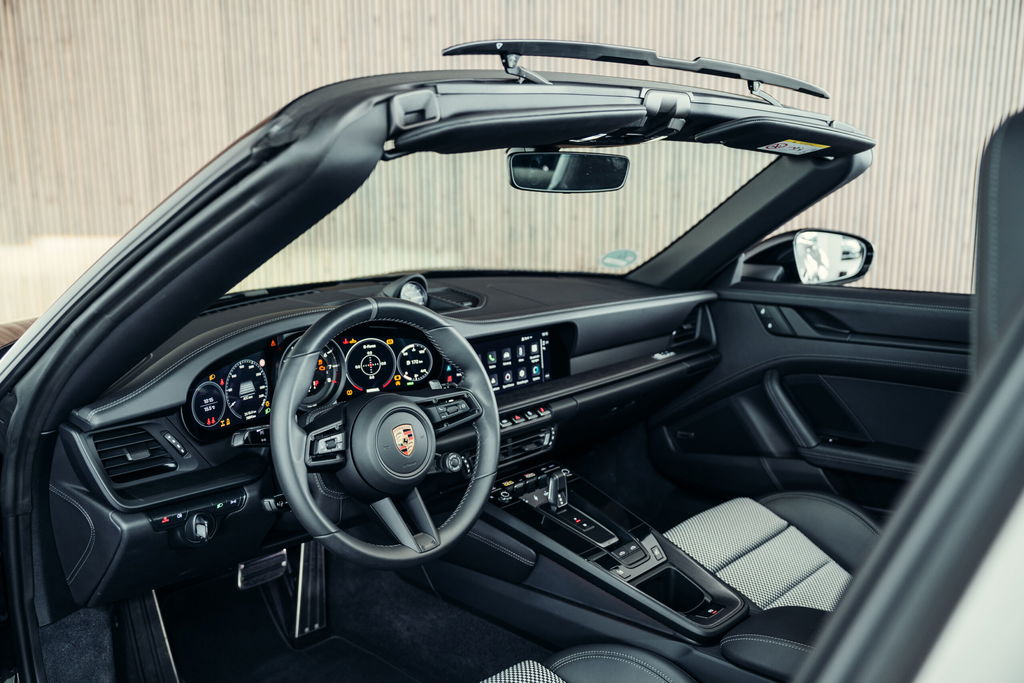 Porsche 992 Edition 50 Jahre Porsche Design