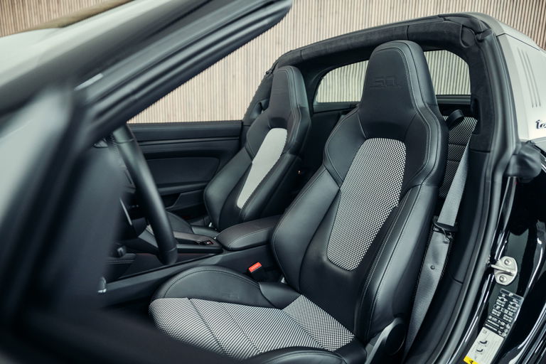 Porsche 992 Edition 50 Jahre Porsche Design