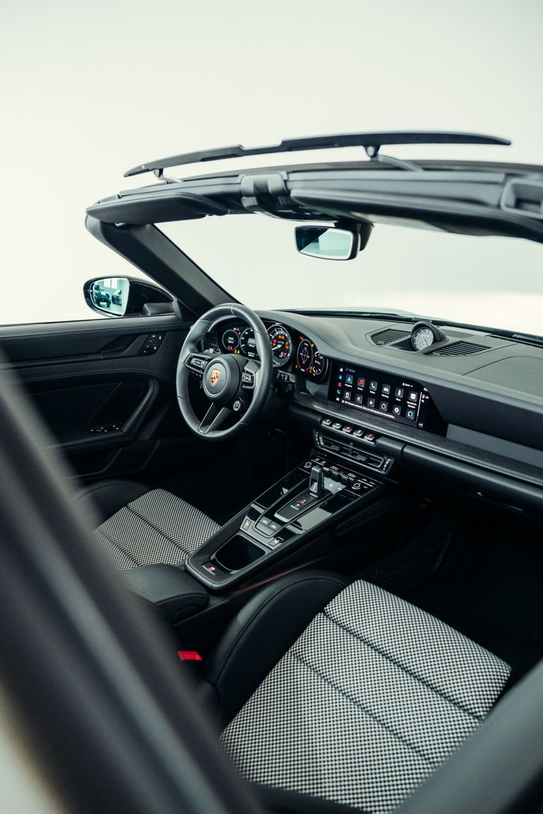 Porsche 992 Edition 50 Jahre Porsche Design