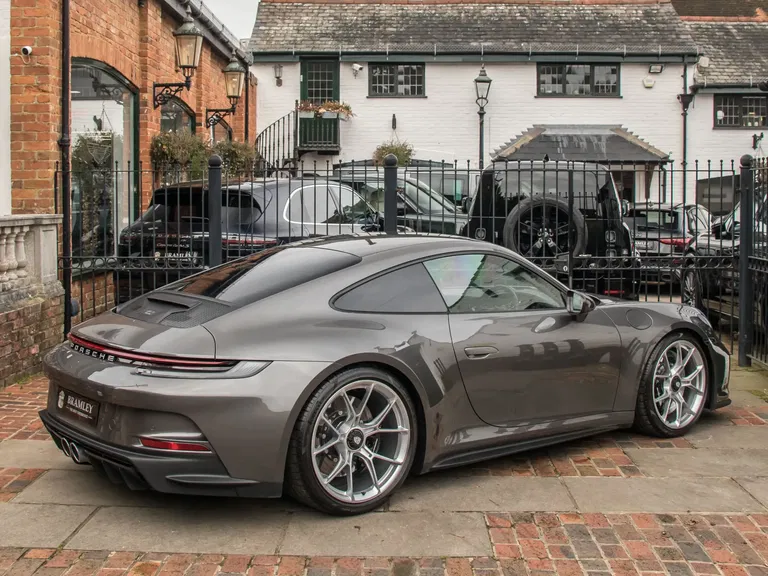 Porsche 992 GT3 Touring