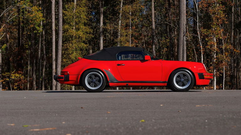 Porsche 911 Carrera 3.2 Speedster (US)