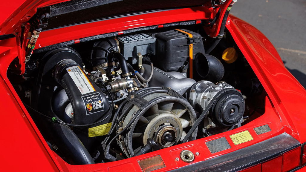 Porsche 911 Carrera 3.2 Speedster (US)