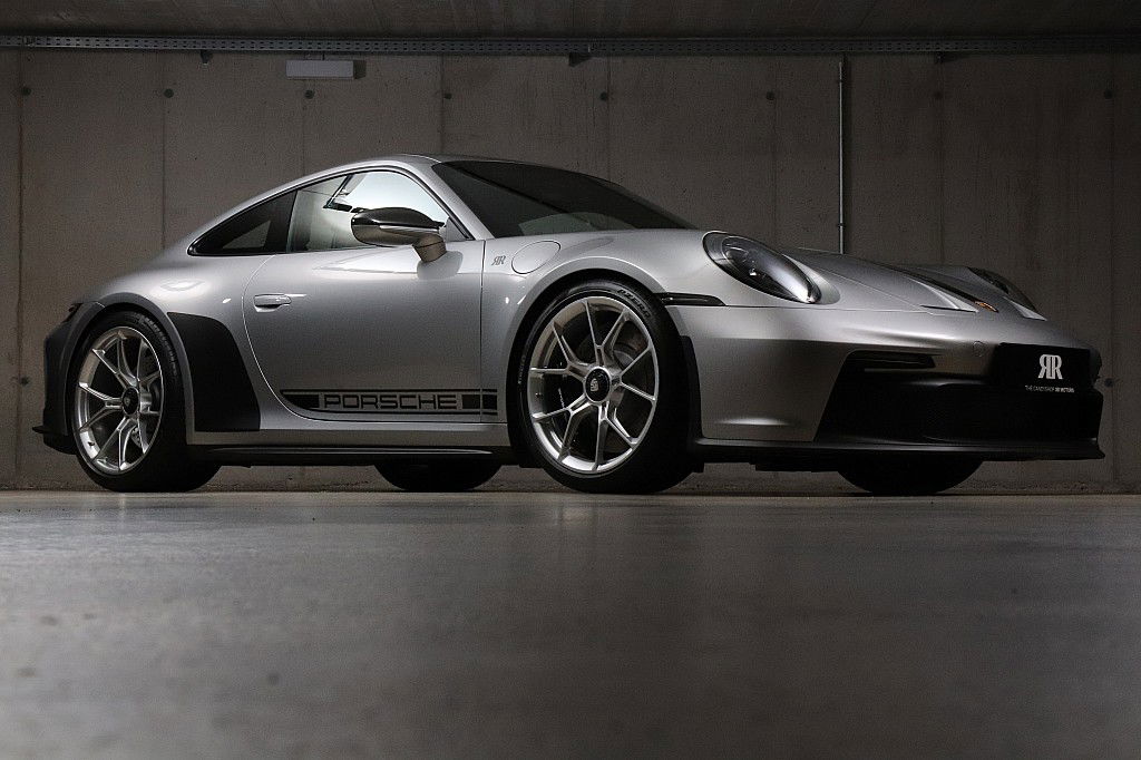 Porsche 992 GT3 Touring