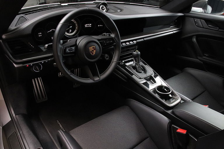 Porsche 992 GT3 Touring