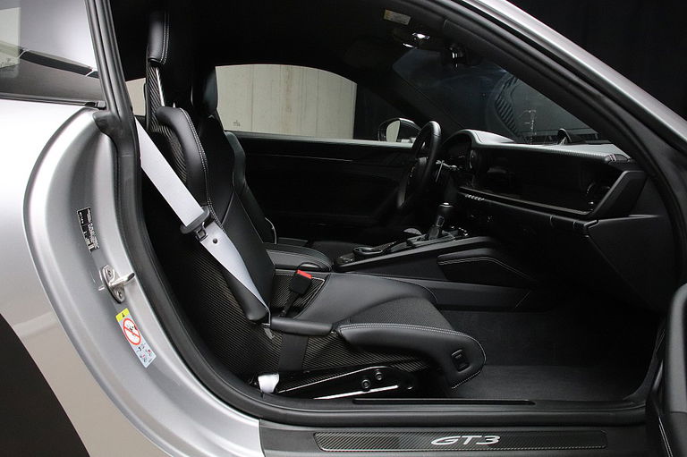 Porsche 992 GT3 Touring