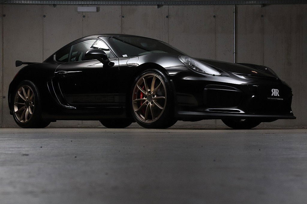 Porsche 981 Cayman GT4