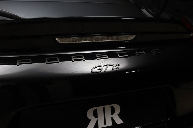 Porsche 981 Cayman GT4