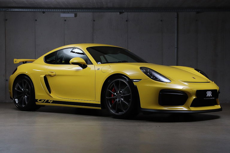 Porsche 981 Cayman GT4