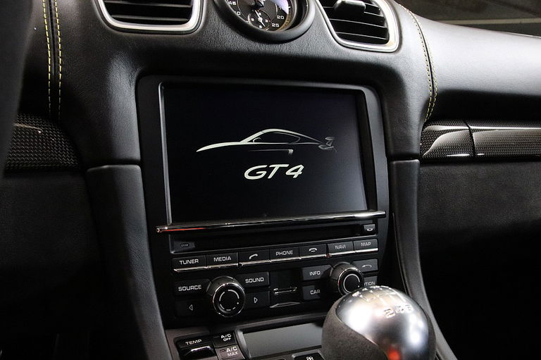 Porsche 981 Cayman GT4