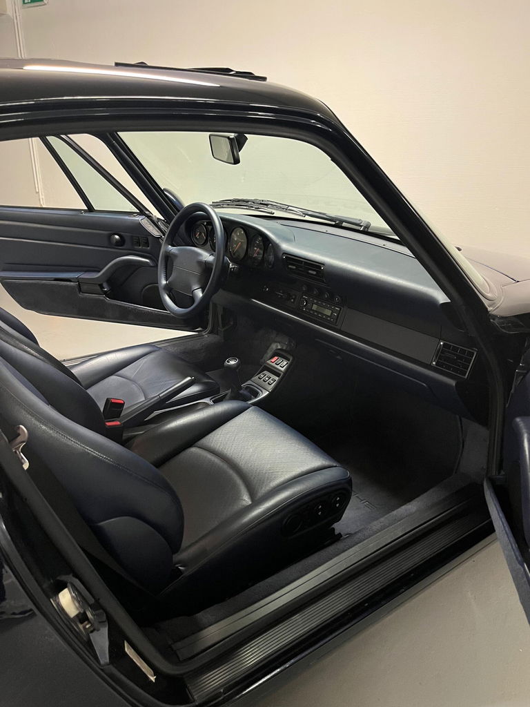 Porsche 993 Carrera