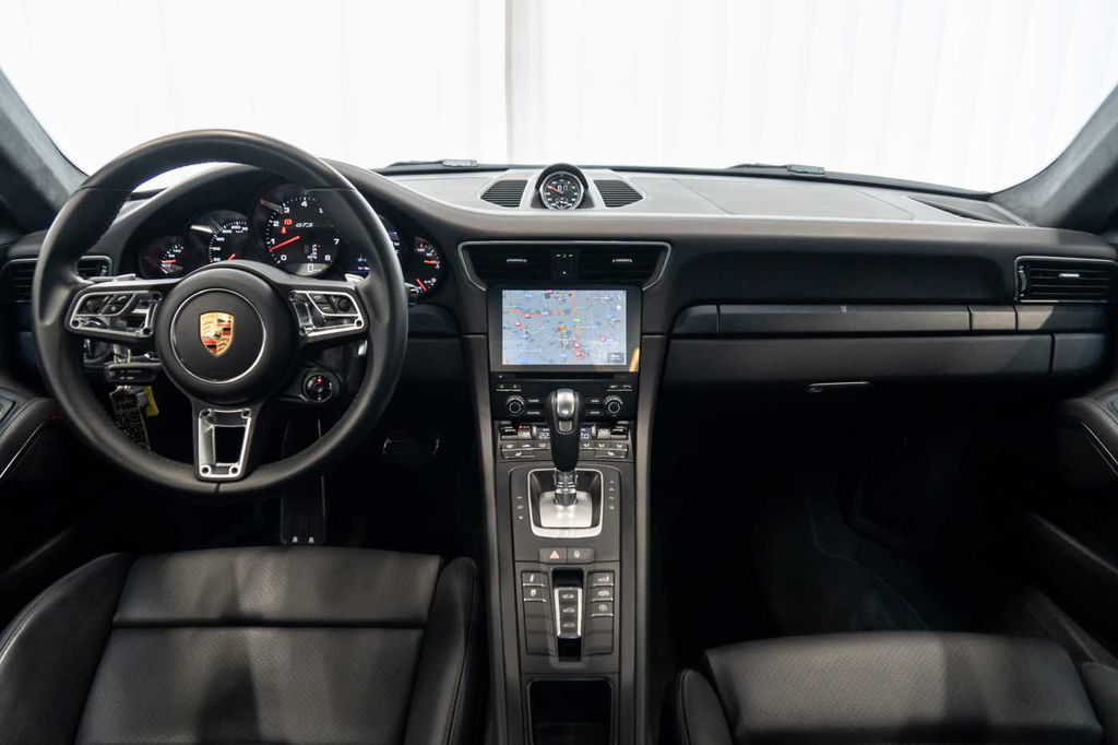 Porsche 991.2 Carrera 4 GTS