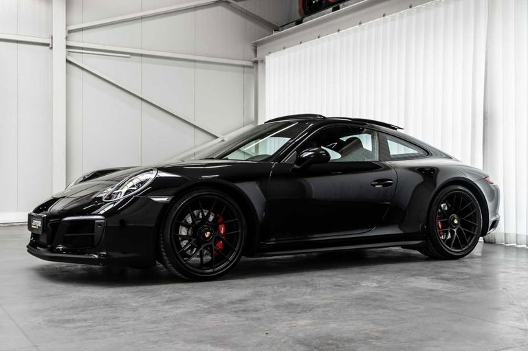 Porsche 991.2 Carrera 4 GTS