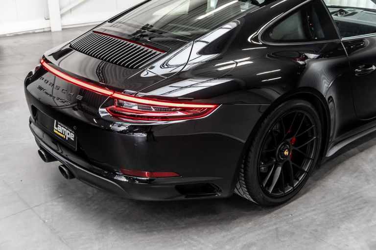 Porsche 991.2 Carrera 4 GTS