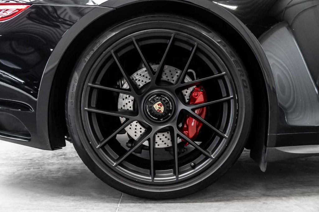 Porsche 991.2 Carrera 4 GTS