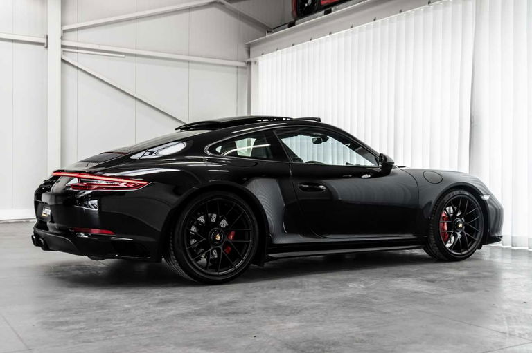 Porsche 991.2 Carrera 4 GTS