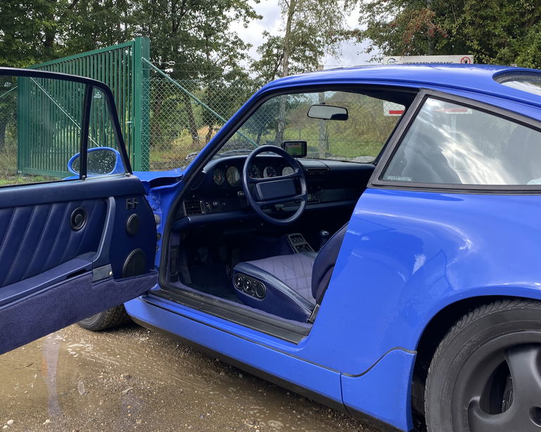 Porsche 964 Carrera 4