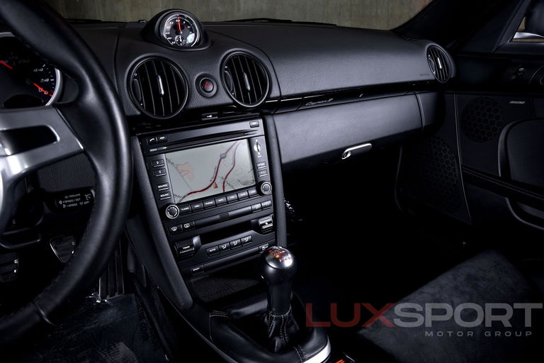 Porsche 987 Cayman R