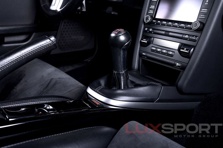 Porsche 987 Cayman R