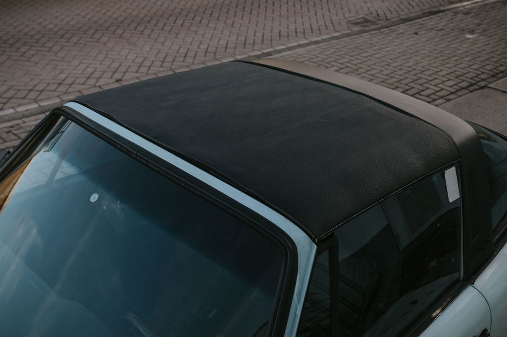 Porsche 911 Carrera 3.2 (US)