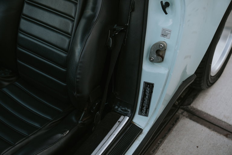 Porsche 911 Carrera 3.2 (US)