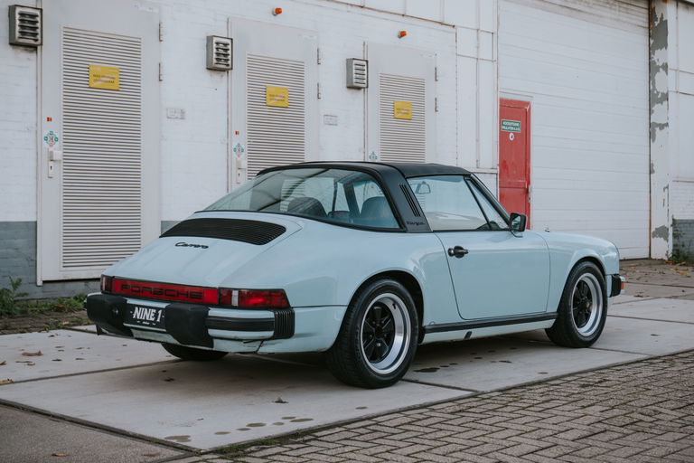 Porsche 911 Carrera 3.2 (US)
