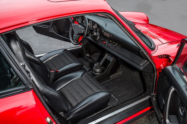 Porsche 911 Carrera 3.2