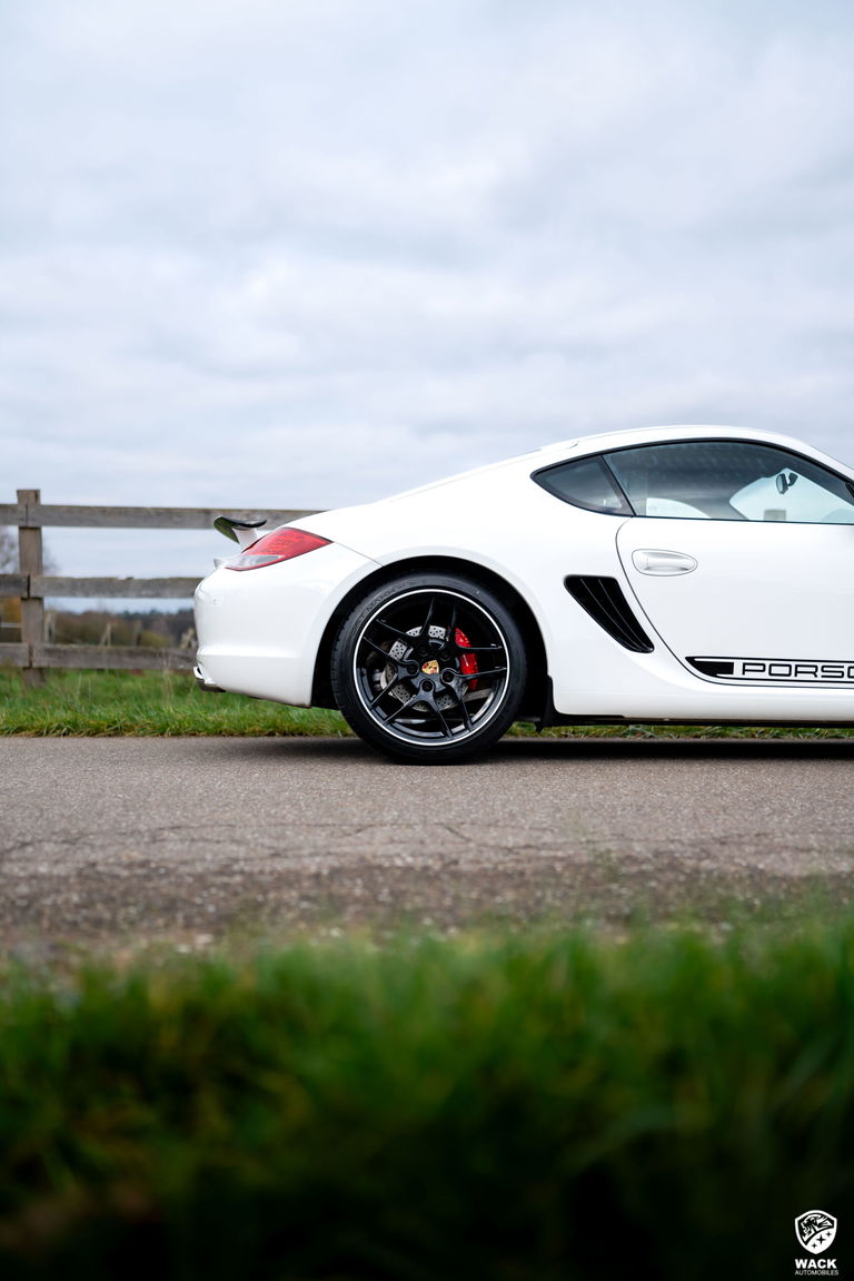 Porsche 987 Cayman R