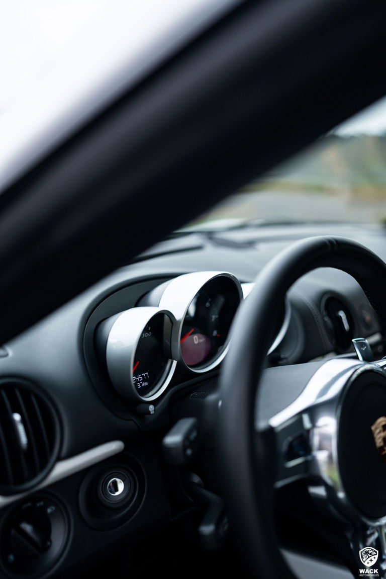 Porsche 987 Cayman R