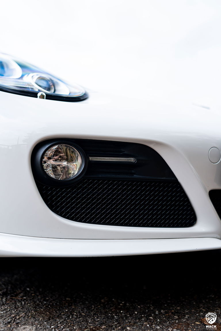 Porsche 987 Cayman R