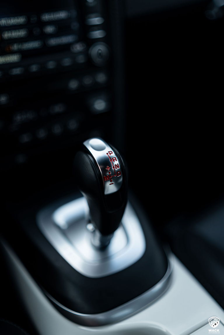 Porsche 987 Cayman R