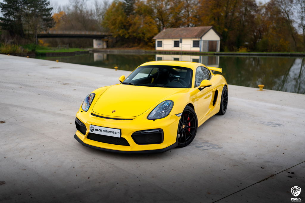 Porsche 981 Cayman GT4