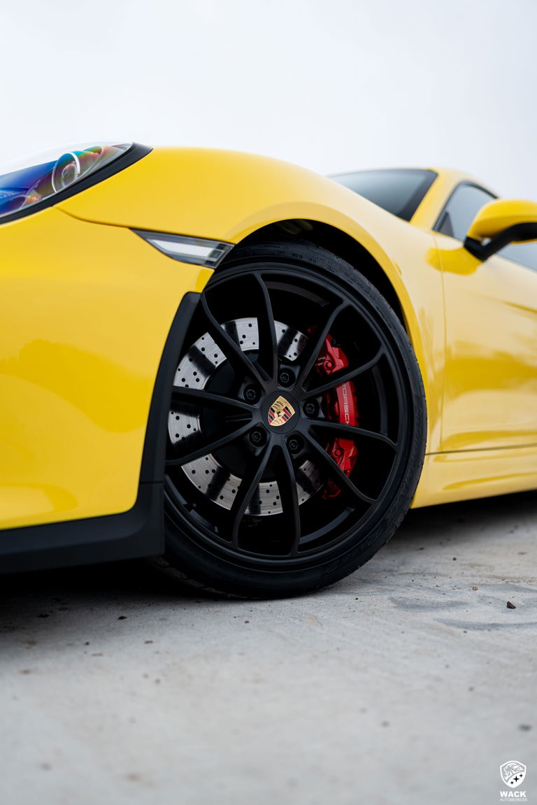 Porsche 981 Cayman GT4