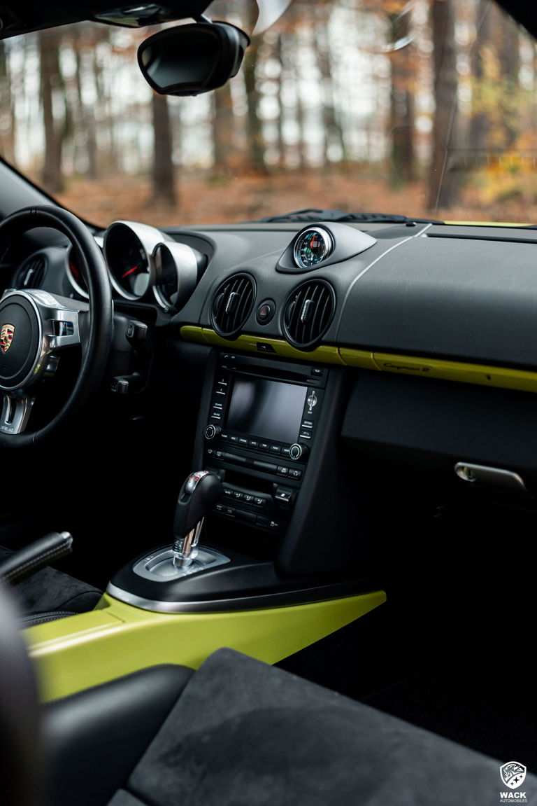 Porsche 987 Cayman R