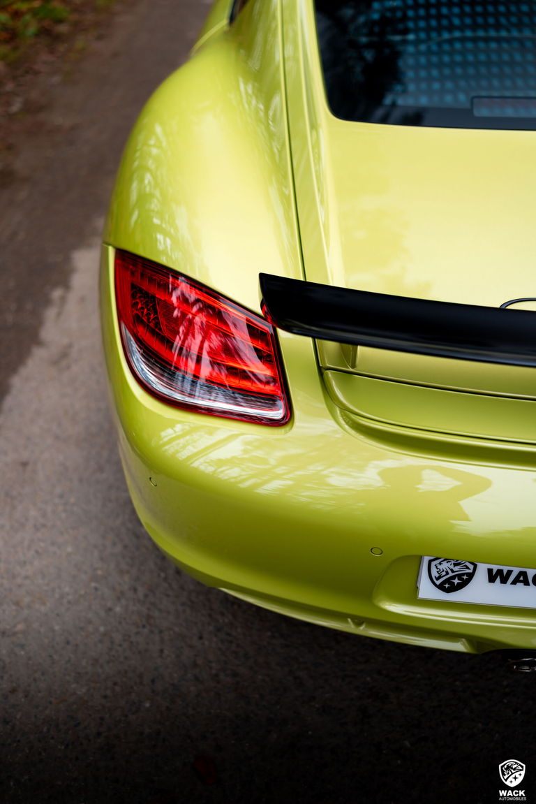 Porsche 987 Cayman R