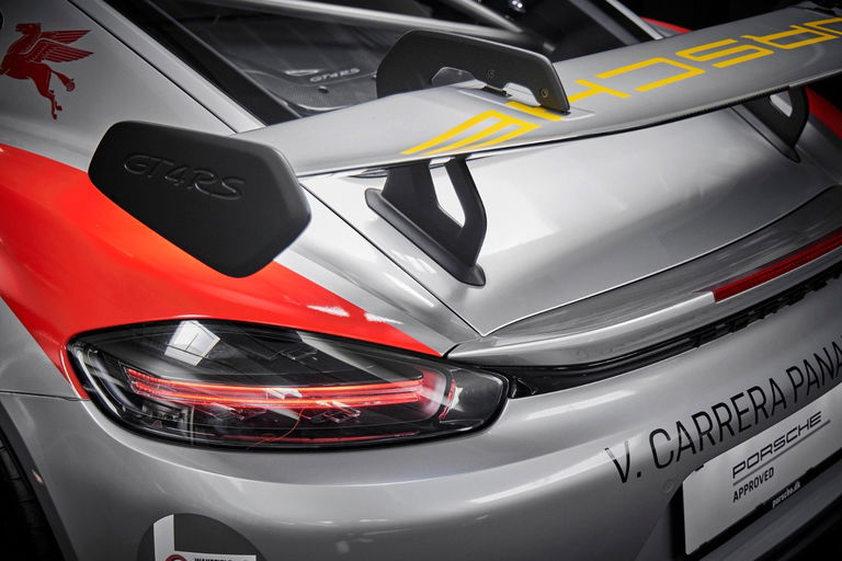 Porsche 718 Cayman GT4 RS