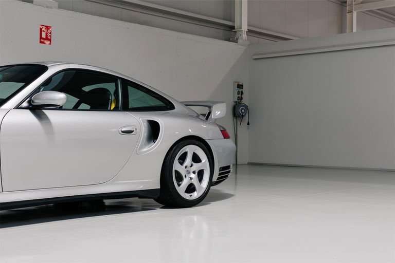 Porsche 996 GT2