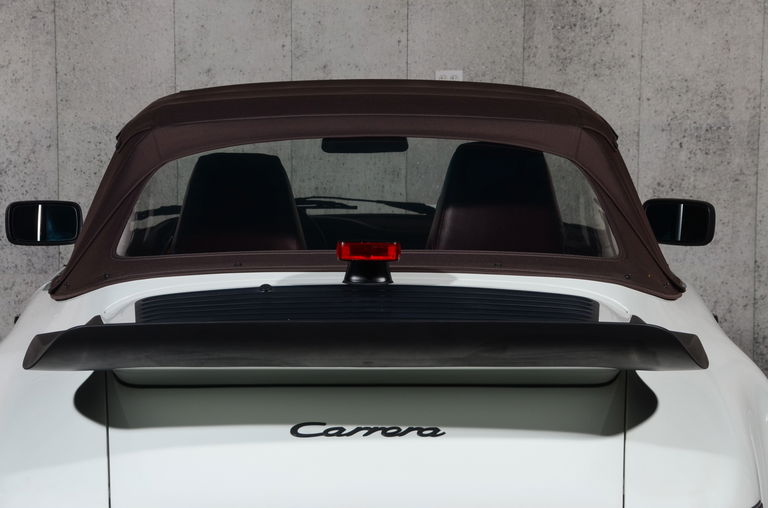 Porsche 911 Carrera 3.2 (US)