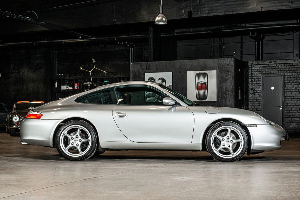 Porsche 996 Carrera