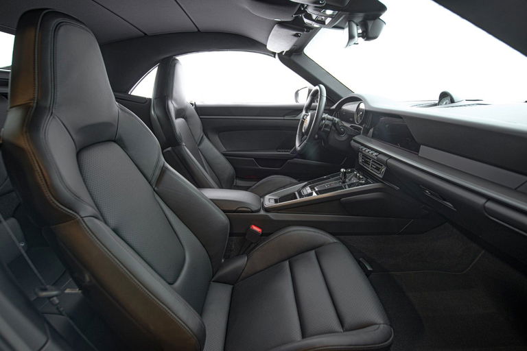 Porsche 992 Carrera S