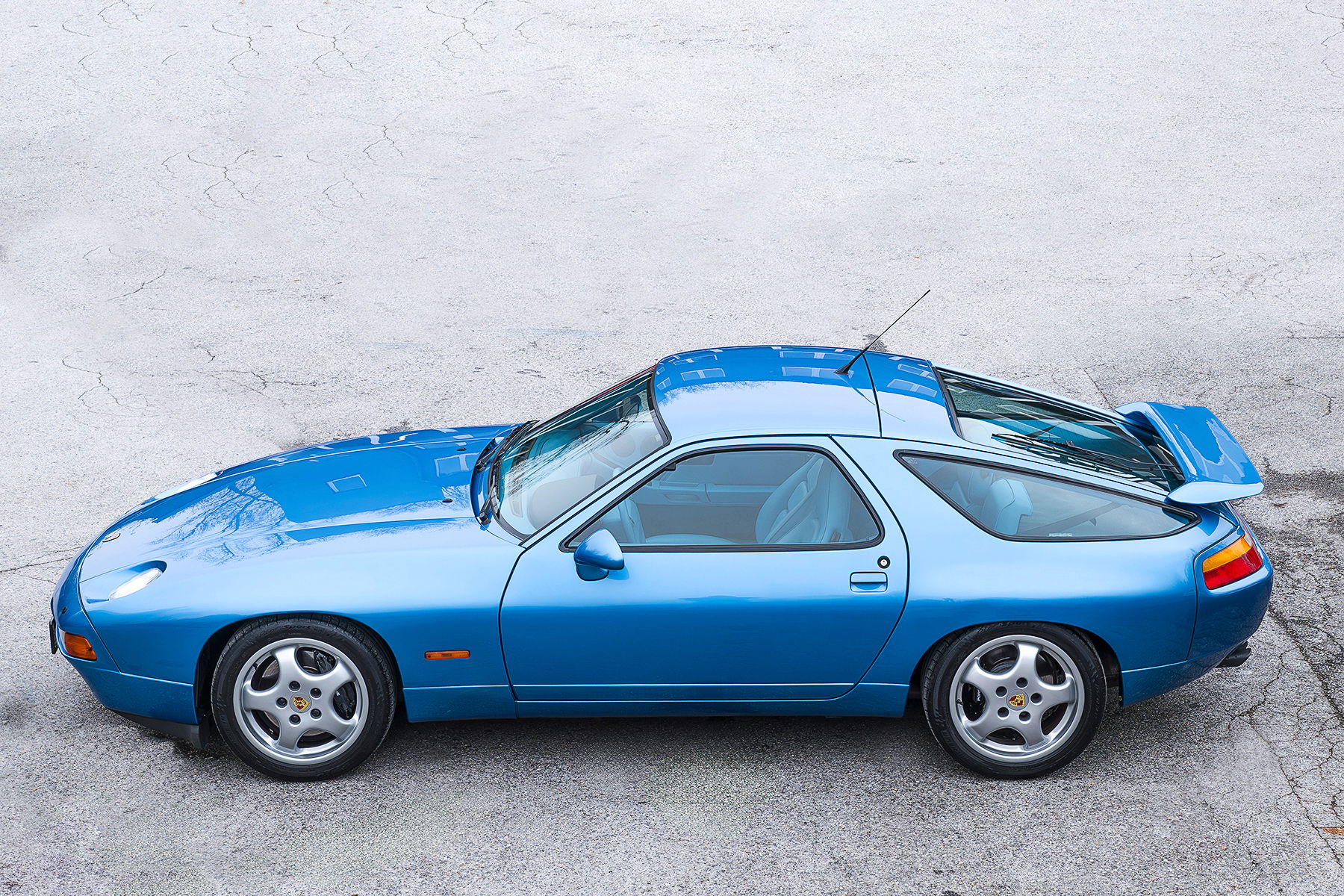 【MAXICHAMPS】Porsche 928 Blue MAXICHAMPS - PORSCHE 928 S 1979 Blau - 1/43 - MXC940068124