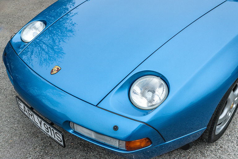 Porsche 928 GTS