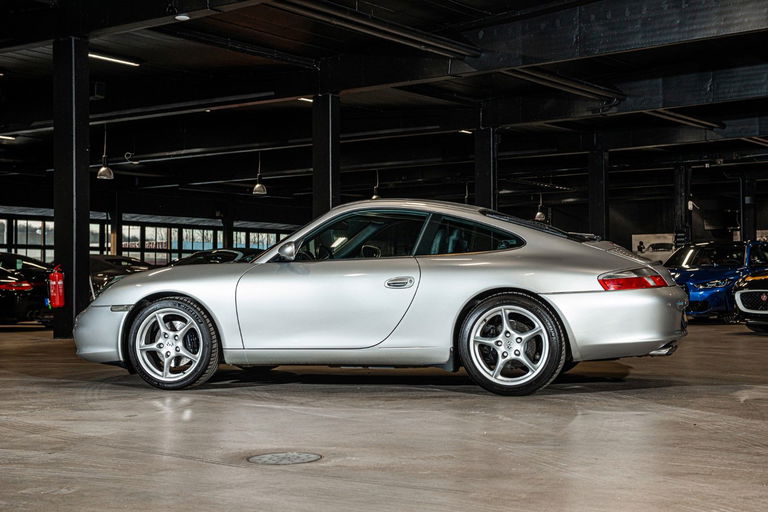 Porsche 996 Carrera